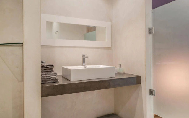 Colourful Manor Luxury Lodge