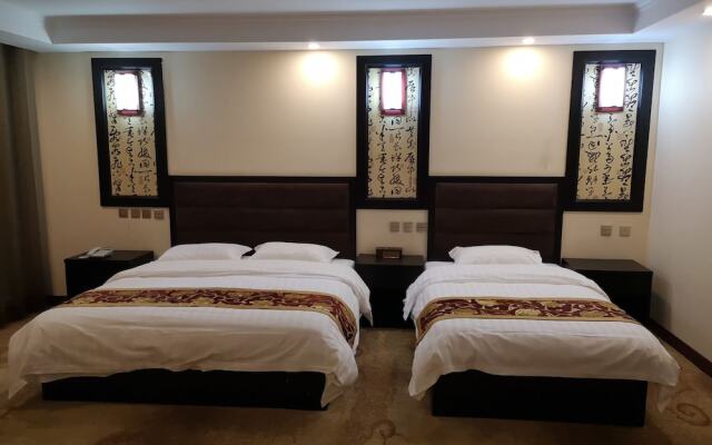 Yanlong Hongshun Hotel