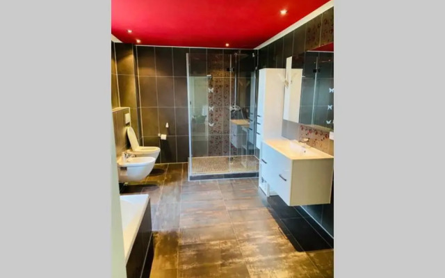 Großes 5 Zimmer Apartment bei Hannover