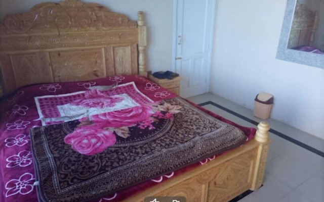 Three Star Hotel