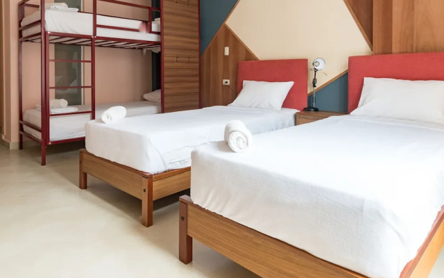 Socialtel Baños