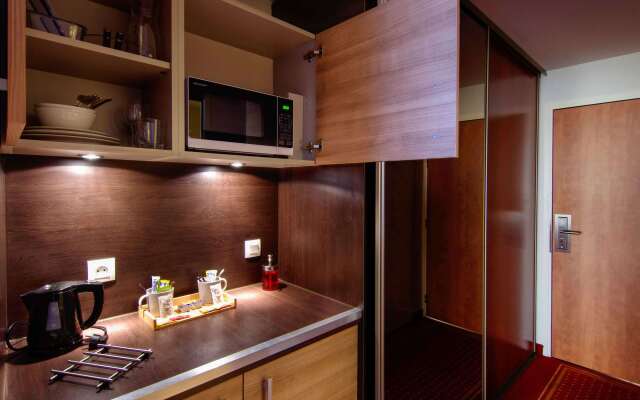 CERISE Bordeaux Mérignac Aéroport