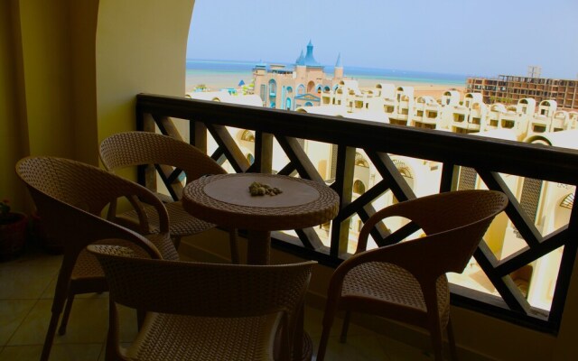 Sea View Studio in Luxury 5 Star Hotel Hurghada