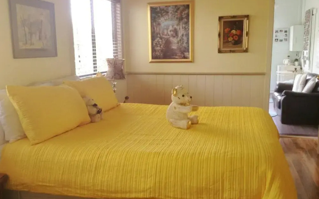 Must Love Dogs B&b