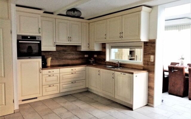 Beautiful Holiday Home in Middelburg Zealand with Garden