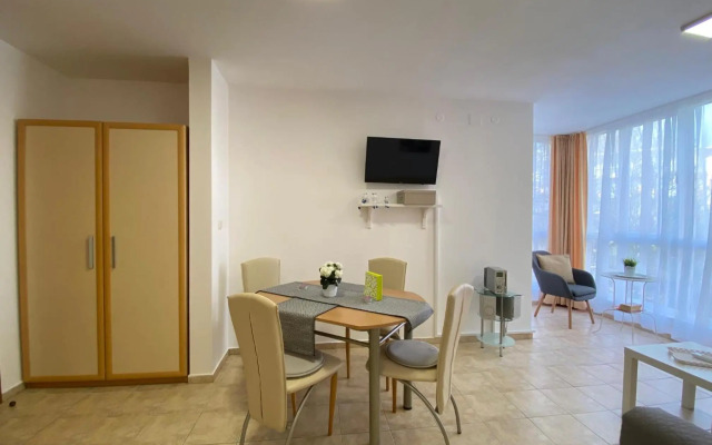 One Bedroom Apartment Anita Pool View А25