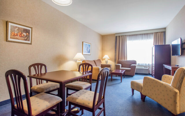 Quality Inn & Suites Brossard