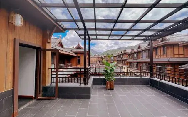 Shanyishe Homestay (Mangshi Yizu Ancient Town)
