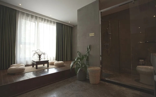 Unique Space Design Art Hotel