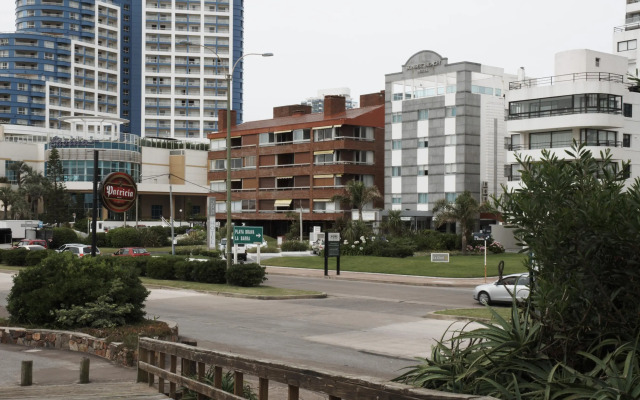 Sunset Beach Hotel