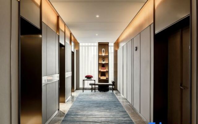 New Century Hotel (Wuhan High-speed Railway Station, Happy Valley)