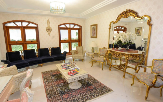 Biazi Paradise Hotel
