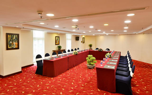 Hotel Grand Saigon