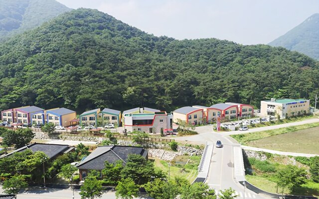 Yongggwang Healing Convention Town