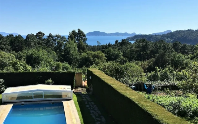 Spacious Villa in Galicia With Swimming Pool