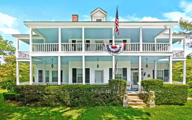 The Sautee Inn Bed & Breakfast