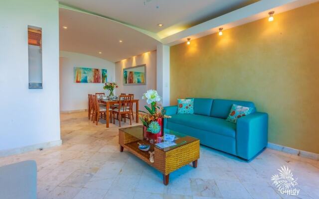 Deep Blue Condos - 102