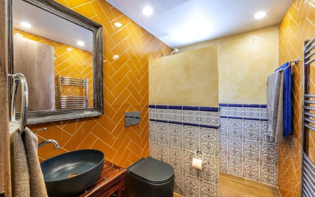 Castle Holiday Apartments