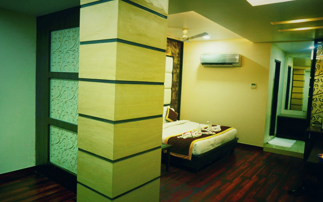 Hotel Golden Laurel Inn