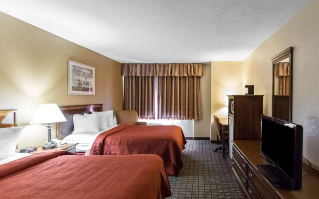 AmericInn by Wyndham Cedar Rapids North