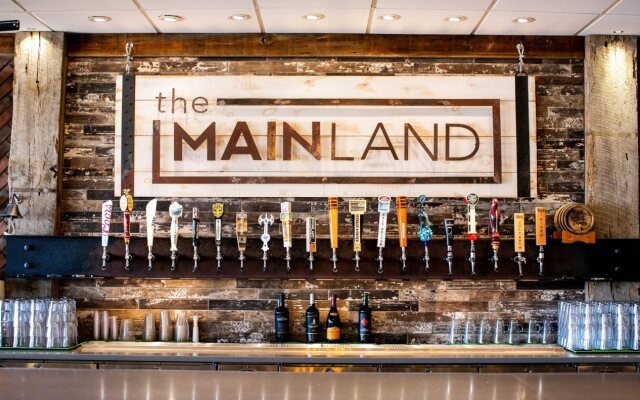 Holiday Inn Manahawkin/Long Beach Island by IHG