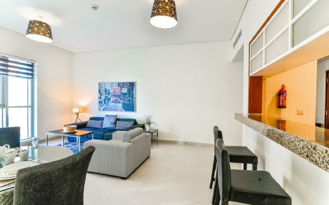 Metropolis Fountain View