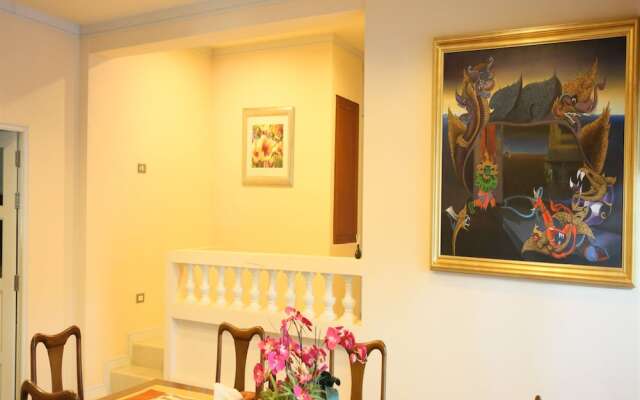 Scenxury Resort