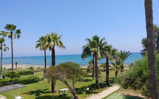 Sandy Beach Apartment 13