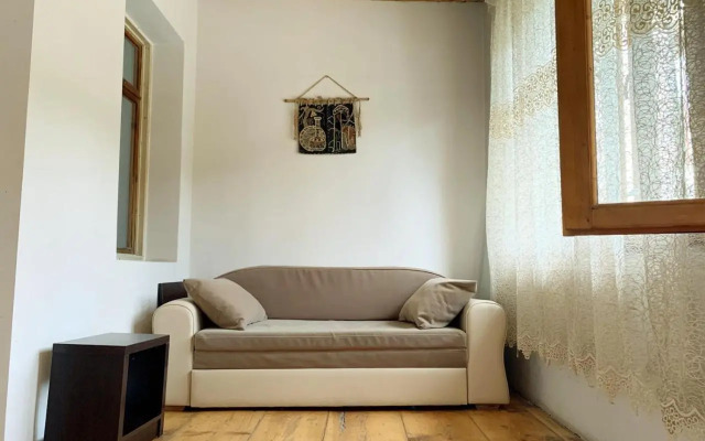 Guest house lela
