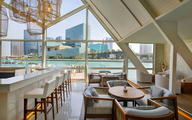 Beach Rotana Hotel - Image 7