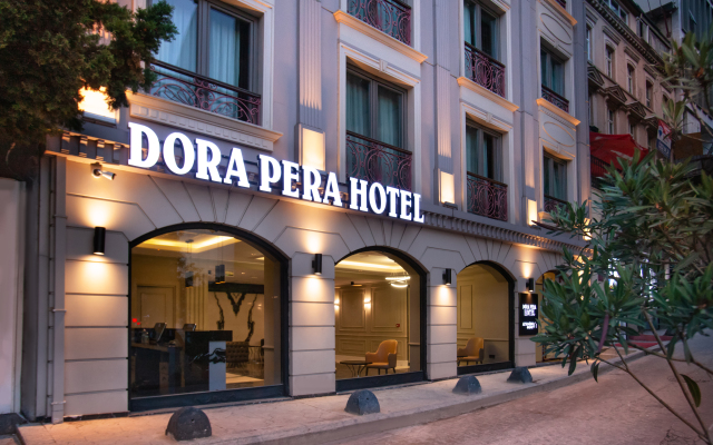 Dora Pera Hotel