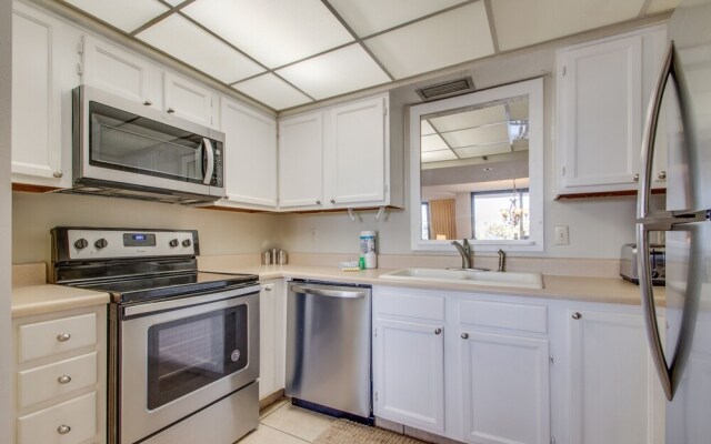 Enclave 202a 2 Bedroom Condo by RedAwning