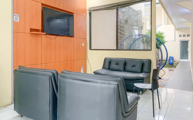 Urbanview Hotel Hikmah Syariah Majalengka – Guest Rooms – Majalengka