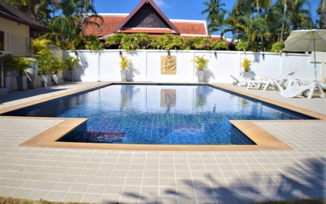Luxury 4 Bed Pool Villa