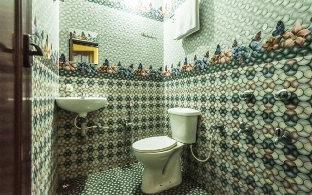 OYO 6738 Home Stay Titos