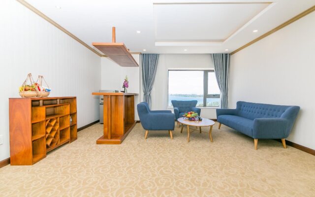 Navy Hotel Cam Ranh