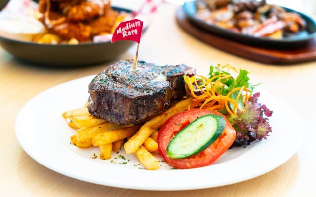 Horse and Jockey Hotel Homebush