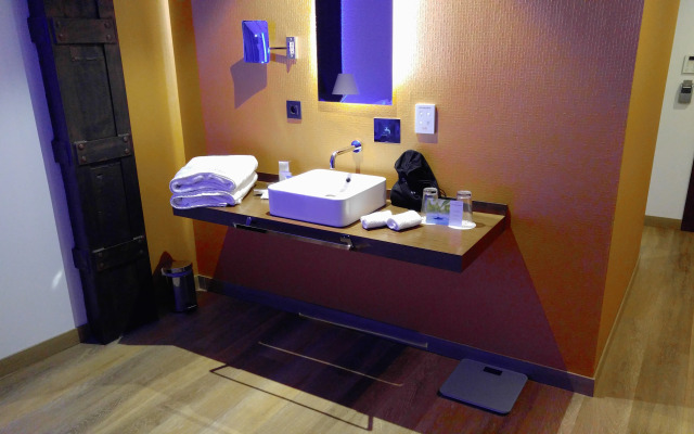 MB Boutique Hotel - Adult Recommended -