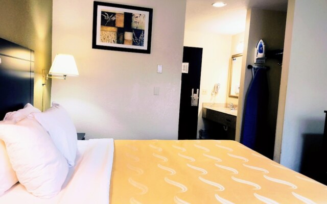 Cozy Inn formerly Quality Inn