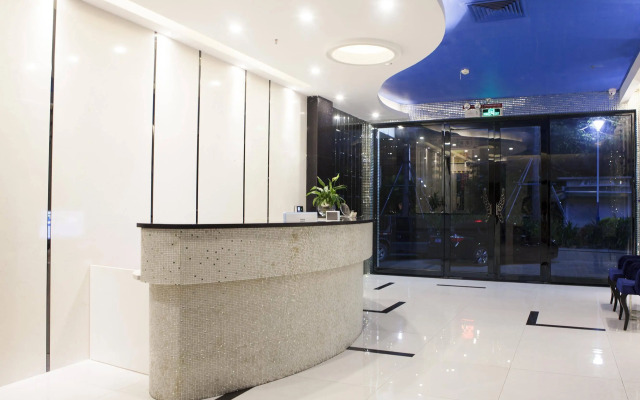 Moon Theme Hotel