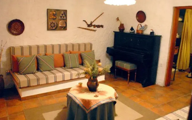 Casa Cueva Mama Nieves