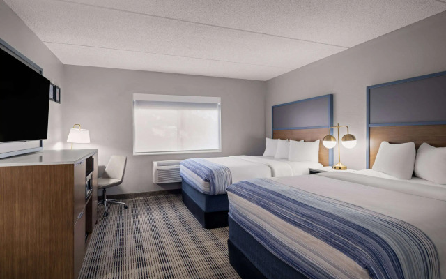 AmericInn by Wyndham Shakopee Near Canterbury Park