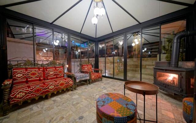 Arte Cave Hotel