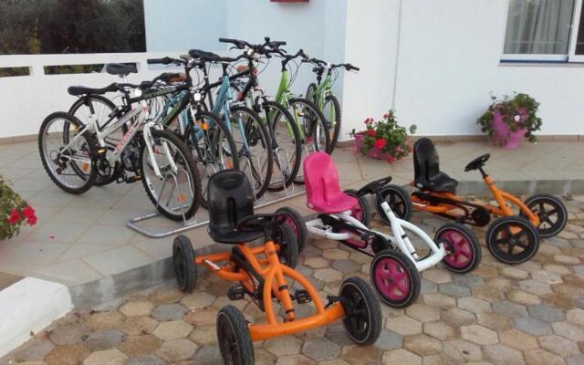 Paradisio Baby and Kinder Hotel