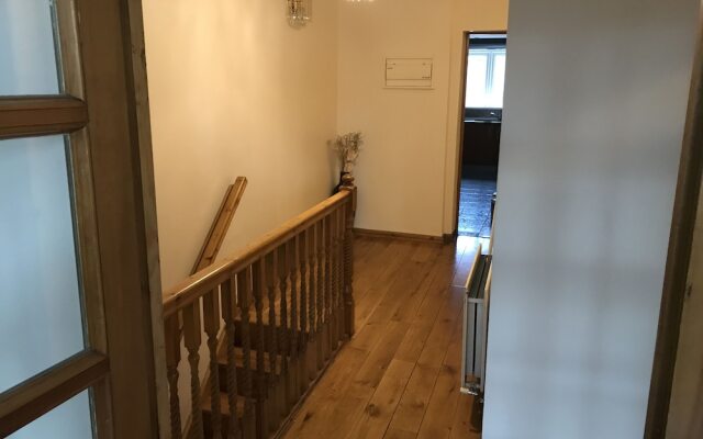Remarkable 4-Bed Apartment