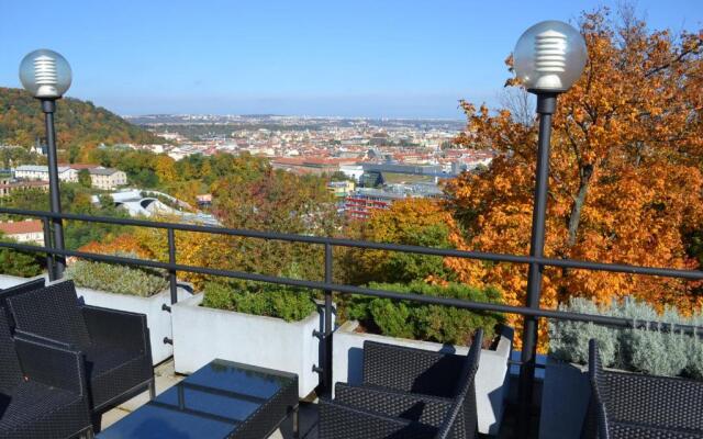 NH Prague City