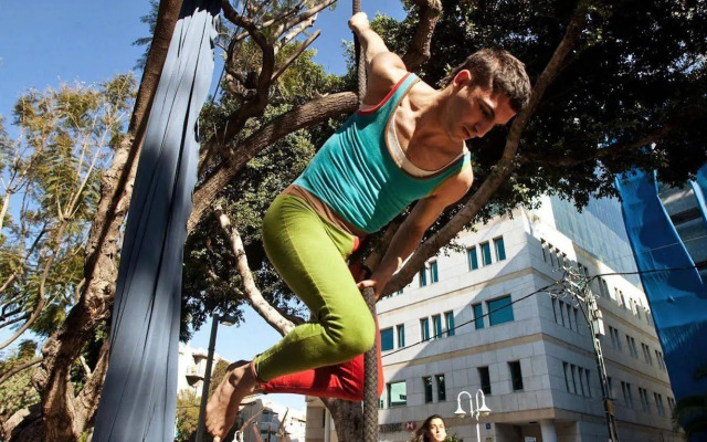 Sun Aviv