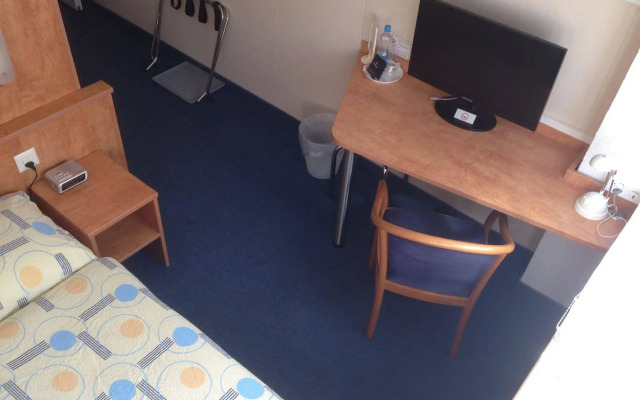 Budget Motel Self Check-in