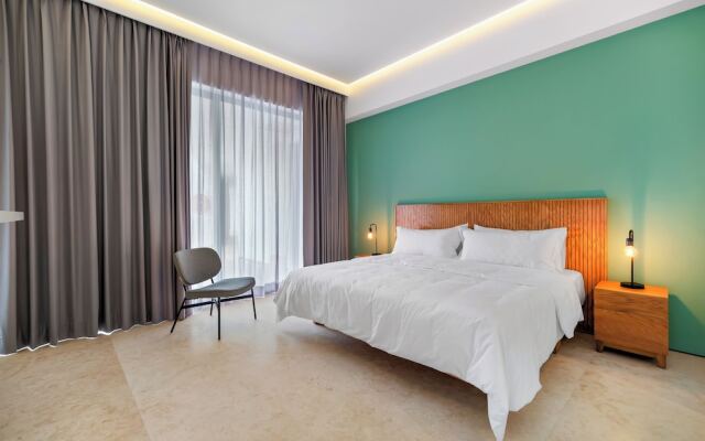 Maxwell Collection Romantic Zone