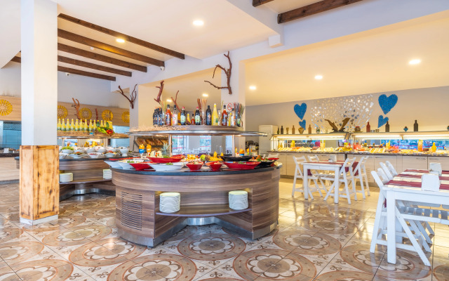 Sahra Su Holiday Village & Spa